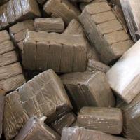 Mali : l'OCS incinère une importante quantité de stupéfiants et de produits pharmaceutiques de contrefaçon
