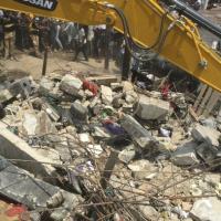 Nigeria : des ouvriers piégés après l'effondrement d'un immeuble à Lagos