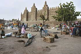 Le marché et la grande mosquée(Djénné Mali)